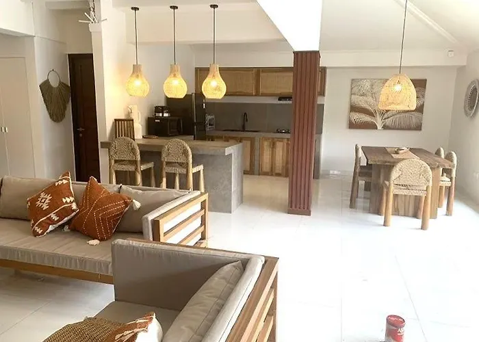 Valari - Legian - 5 Bedrooms * スミニャック