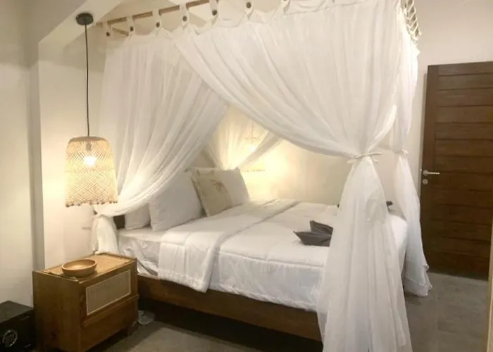 Valari - Legian - 5 Bedrooms ヴィラ *